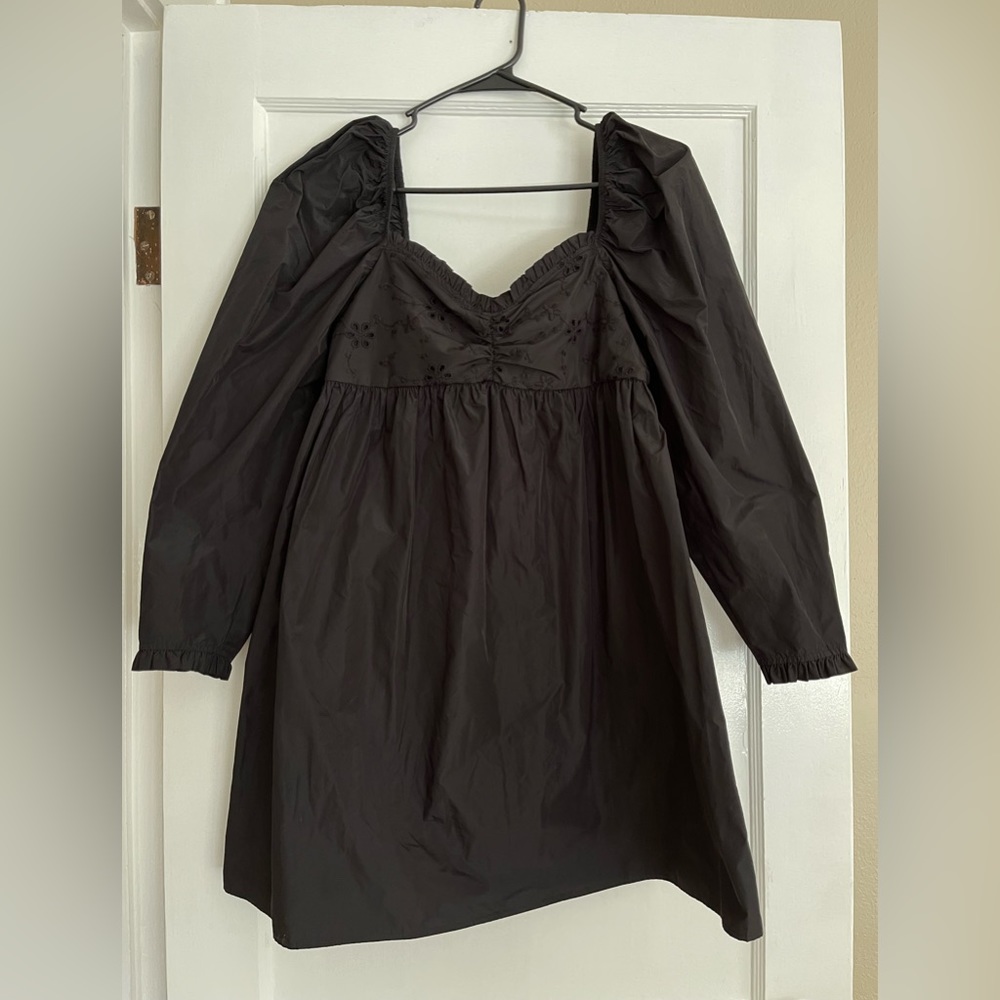 Dark academia, Bridgerton Netflix dark dress, Zara, Xmas holiday party